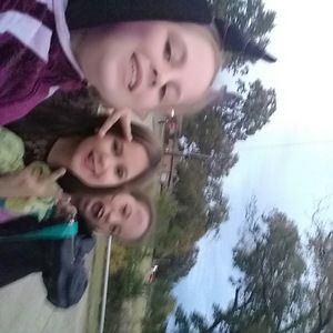 Meet your Posher, Robin